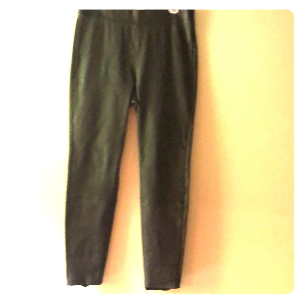 Stretch leather leggings